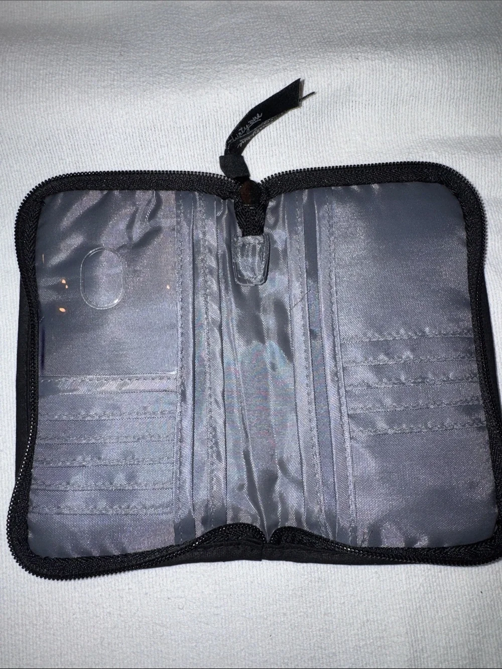 Thirty One Gray Quilted Floral Zip Wallet - Like New